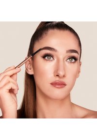 Charlotte Tilbury BROW CHEAT - REFILL - Augenbrauenstift - natural brown