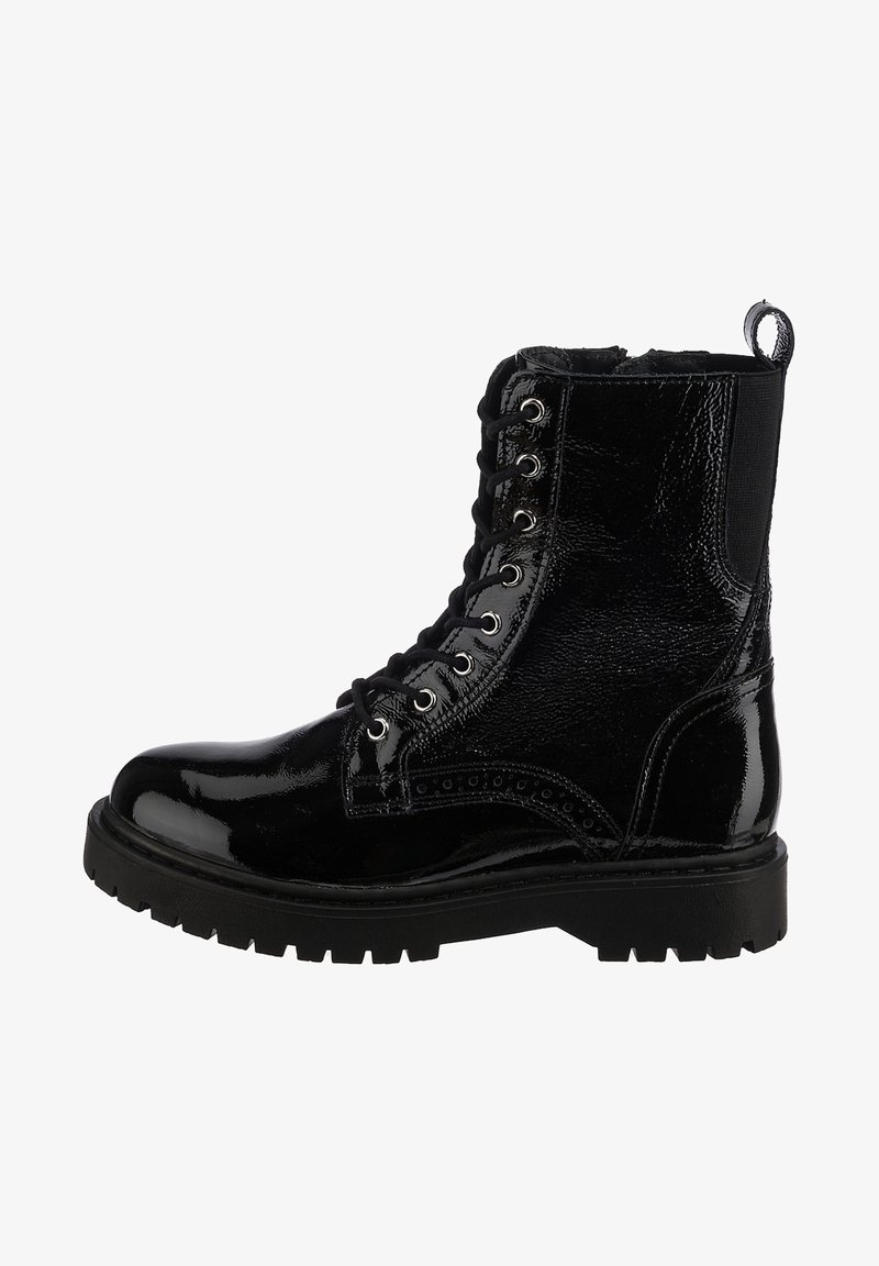 Botte de combat en cuir verni noir avec lacets à l'avant, gousset élastique sur le côté, languette de traction et semelle épaisse en caoutchouc à crampons.