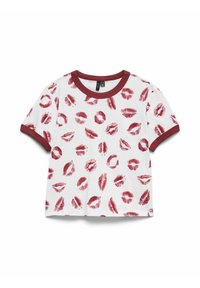 Hvid kortærmet cropped bluse med røde læbeprints over det hele og mørkerød kant på krave og ærmekanter.