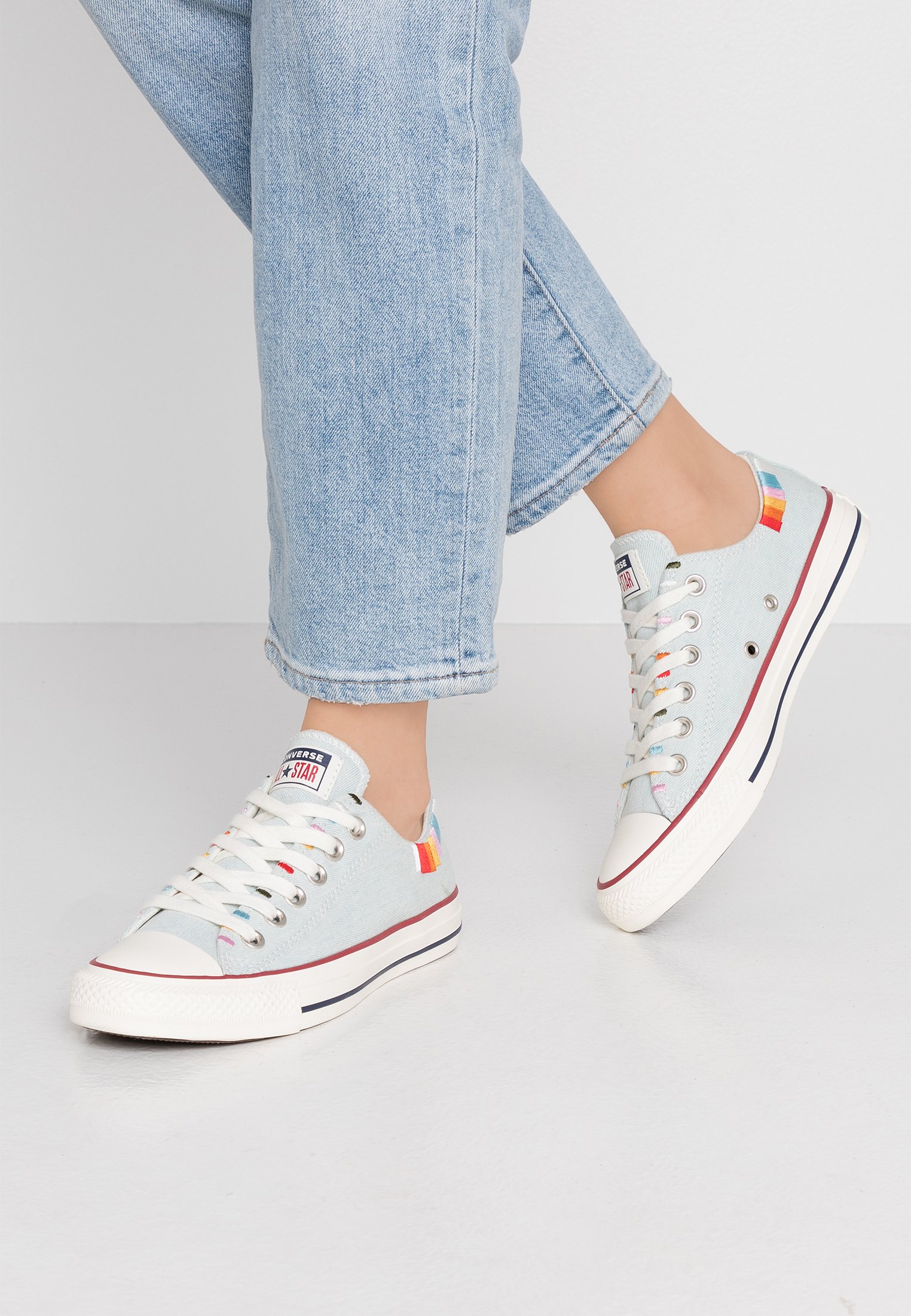 converse multicolore basse