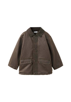 Chaqueta marrón abotonada con cuello de pana y dos bolsillos delanteros con solapa, mostrada sobre un fondo blanco.