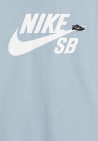 Nike SB TEE LOGO UNISEX - Triko s potiskem - light armory blue