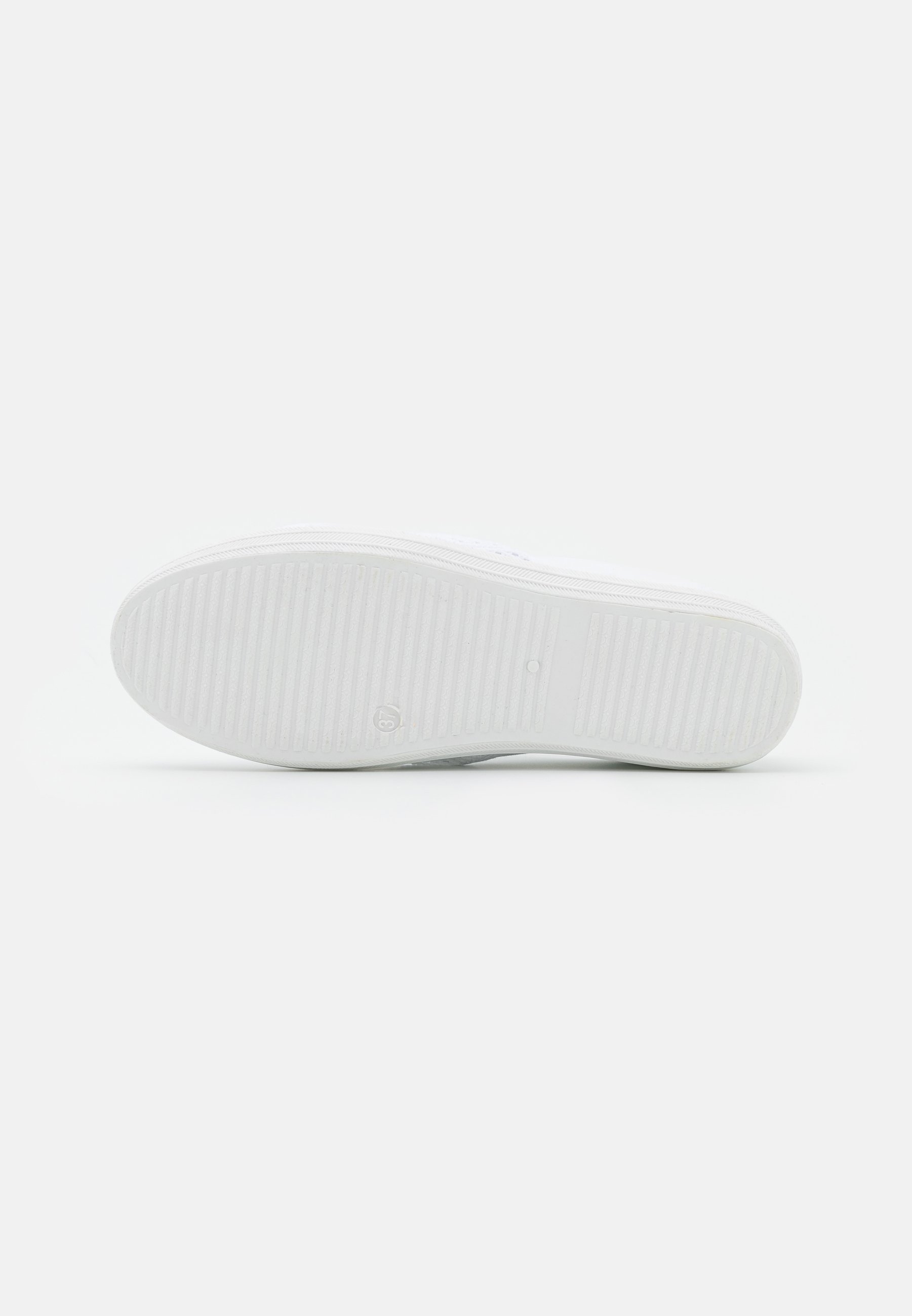 Femme Baskets basses Femme Baskets basses
