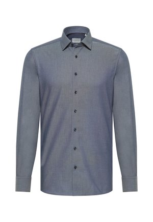 Langebloes met lange mouwen in donkerblauwe chambray stof, voorzien van een button-down kraag, donkere knopen en een gemusterde binnenkraag.