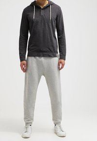 TOM TAILOR DENIM Pantalon de survêtement - mottled grey