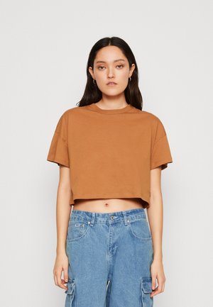 NMALENA O NECK SEMICROP - T-shirt - bas - chipmunk