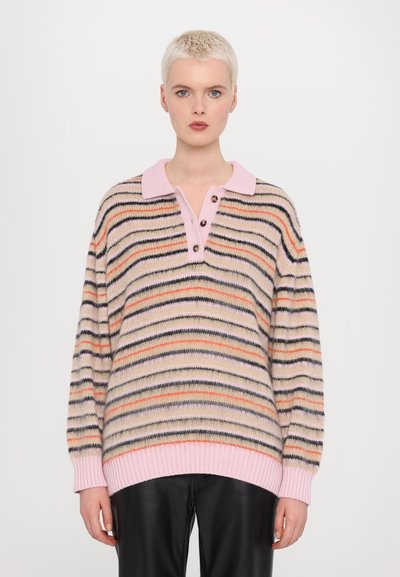 Stine Goya LONG SLEEVE - Svetr - pink