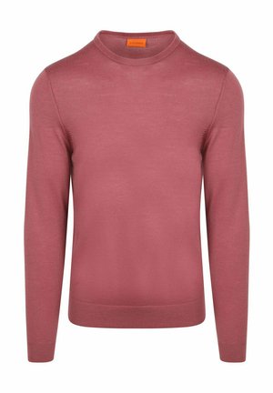 Langarmtrui met ronde hals in stoffig roze met geribbelde manchetten en zoom, getoond op een witte achtergrond.