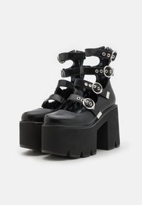 LAMODA BE CONSCIOUS - Platform magas sarkúk - black