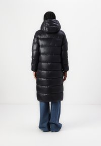 Blauer BELLEVUE - Téli kabát - nero/beige