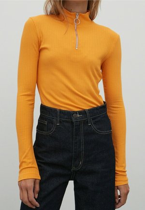 Bluzka z długim rękawem