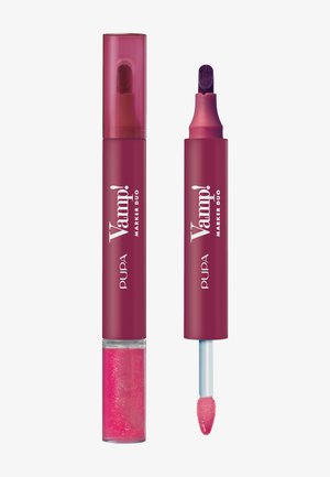Lipstickduo in donkerroze verpakking. De ene kant heeft een glanzende applicator met een glanzende roze gloss, de andere kant heeft een matte lippotlood met een sponsapplicator.