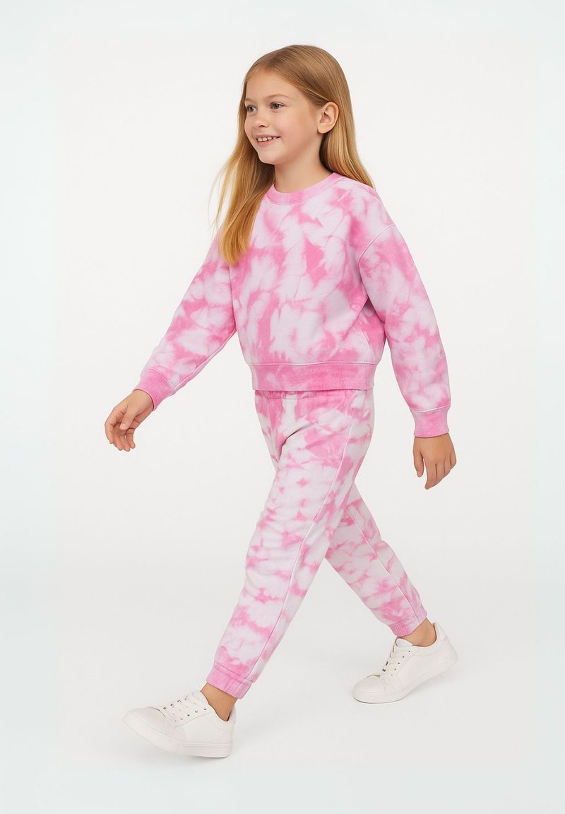 MINOTI - TIE DYE AND JOGGERS SET - Verryttelyhousut - pink white, Suurenna