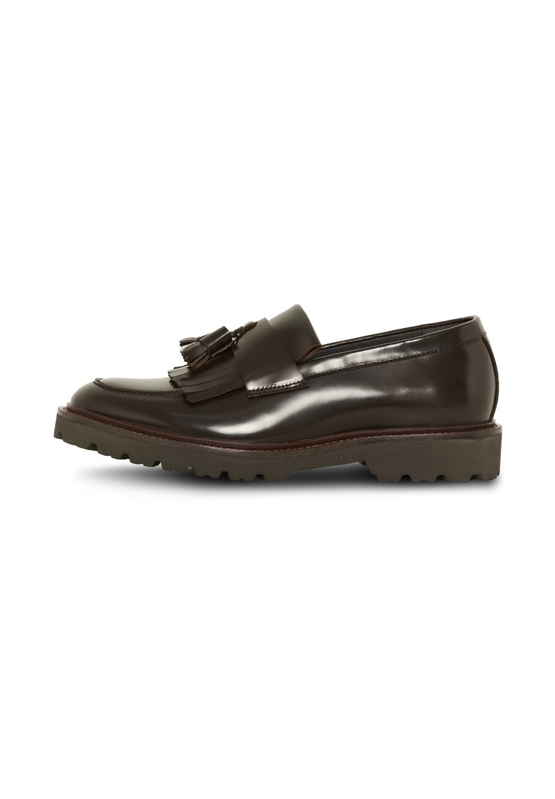 Mørkebrun læder loafers med kvaster og frynse detaljer, der har en tyk sål med trækkraft for ekstra greb og holdbarhed.