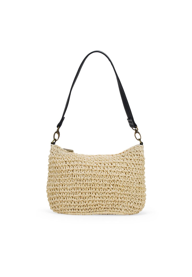 Borsa intrecciata beige con superficie texture, forma curvata e tracolla in pelle nera, con sottili dettagli in hardware dorato.
