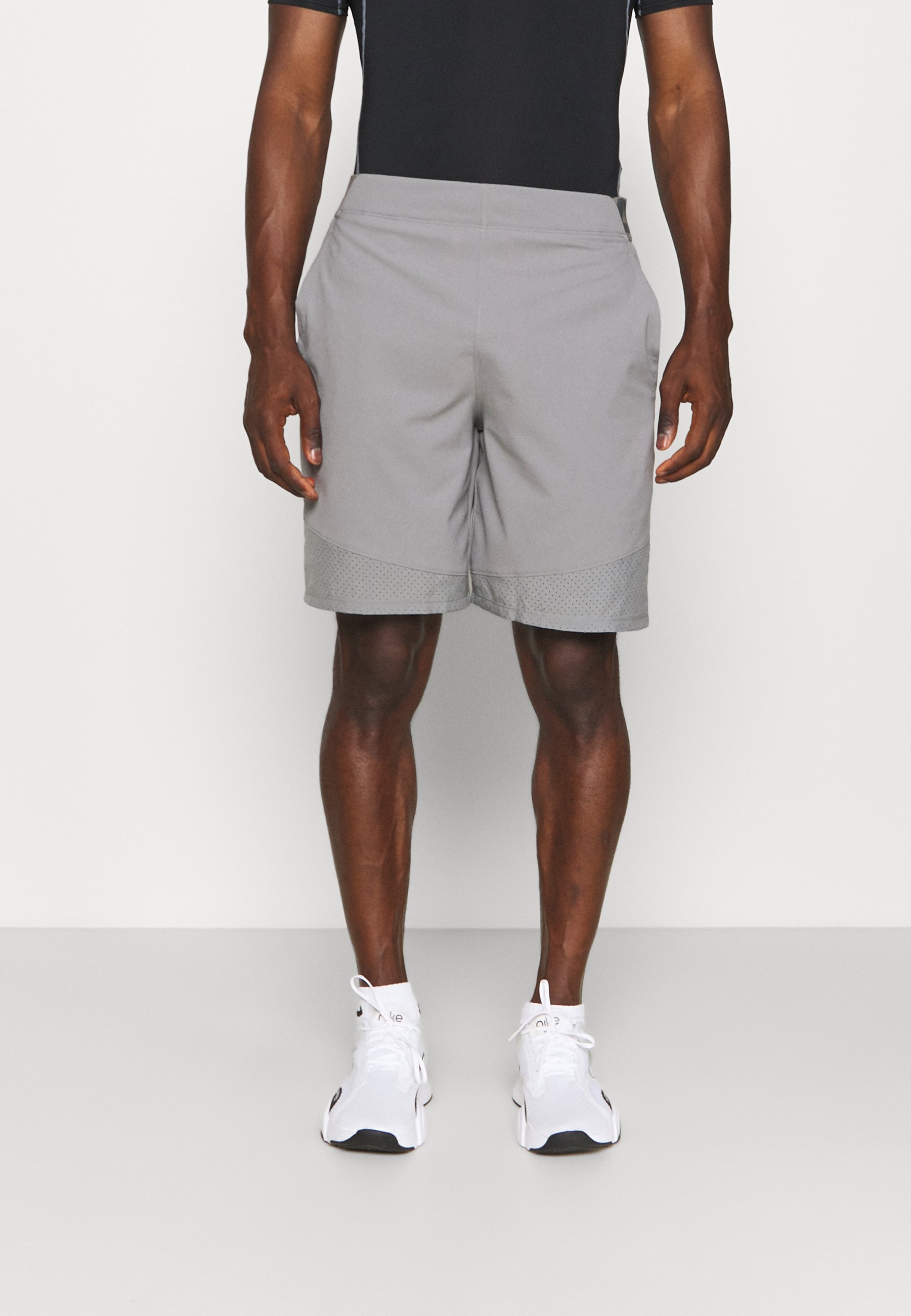 Under Armour VANISH - Pantalón corto de deporte - grey/gris oscuro -  Zalando.es