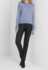 OPUS Stickad tröja - blue