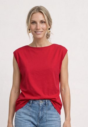 Street One, BASIC SHIRT MIT U-BOOT-AUSSCHNITT - T-shirt basique - salsa red