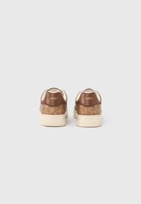 COACH HIGH LINE - Sneakers low - brown khaki