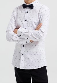 WE Fashion MET DESSIN - Košile - white