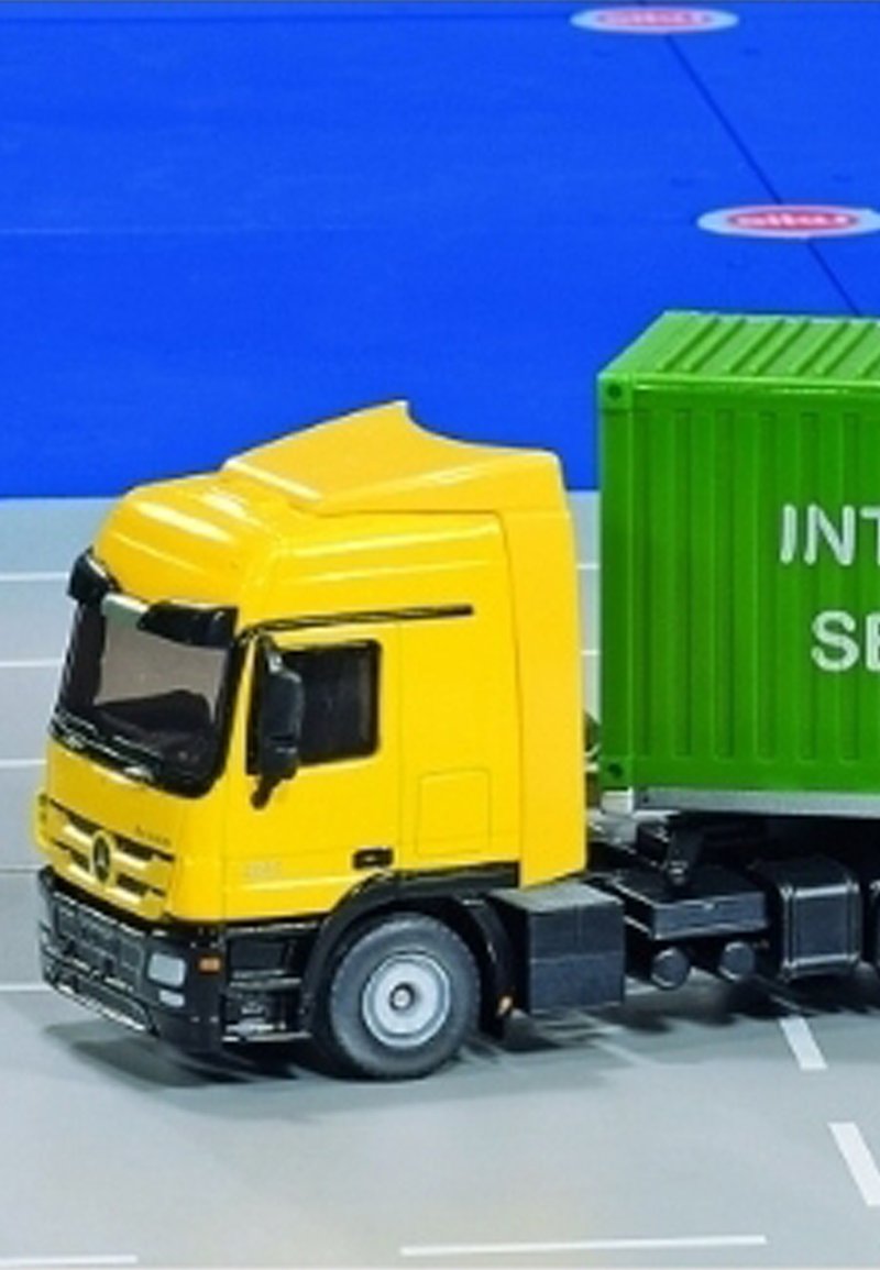 Siku MERCEDES-BENZ VRACHTWAGEN MET TWEE CONTAINERS - Voiture miniature - grün/vert