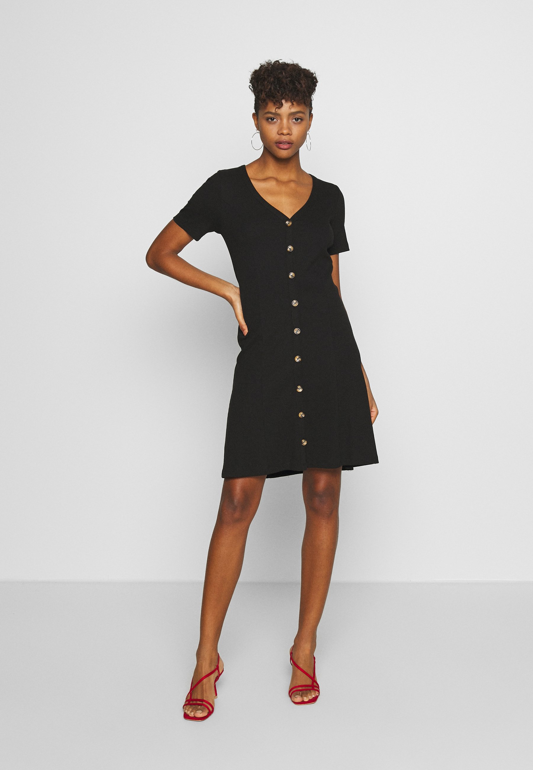 Vila VICONIA DRESS Jerseykjole black Zalando.no Vila VICONIA DRESS - Jerseykjole - black