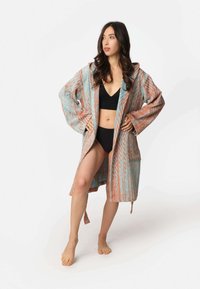 MAЯSIKØH Župan - caramel