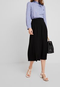 mint&berry Bluse - blue