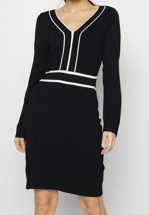 Pletené šaty - black