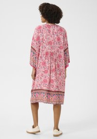 Cream KIMONO - Summer jacket - begonia pink flower