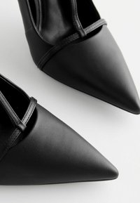 Next REGULAR FIT  - Klassikalised kontsakingad - mottled black