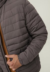 Jack & Jones PREMIUM JJERECYCLE PUFFER COLLAR  - Allvädersjacka - mulch