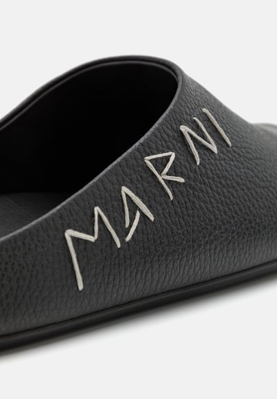 Marni FUSSBETT SABOT - Clogs - black