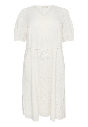 Witte jurk met een V-hals, pofmouwen en een striktaille. Heeft een getextureerd geborduurd patroon en zijopeningen voor extra bewegingsvrijheid.