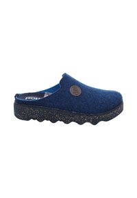 Mörkblå filt slip-on klack med en texturerad mörk sula, med en rund logotyp-patch och en slät inre foder.