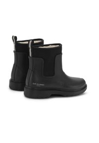 Schwarze wasserdichte Knöchelstiefel aus strukturiertem Gummimaterial, mit Fleecefutter, elastischen Seiten und einem Logo an der Ferse. Kurzes Design.