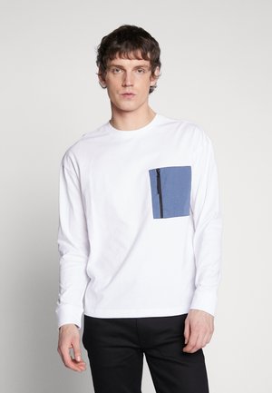 BOXY BIG CONTRAST POCKET - Topper langermet - white