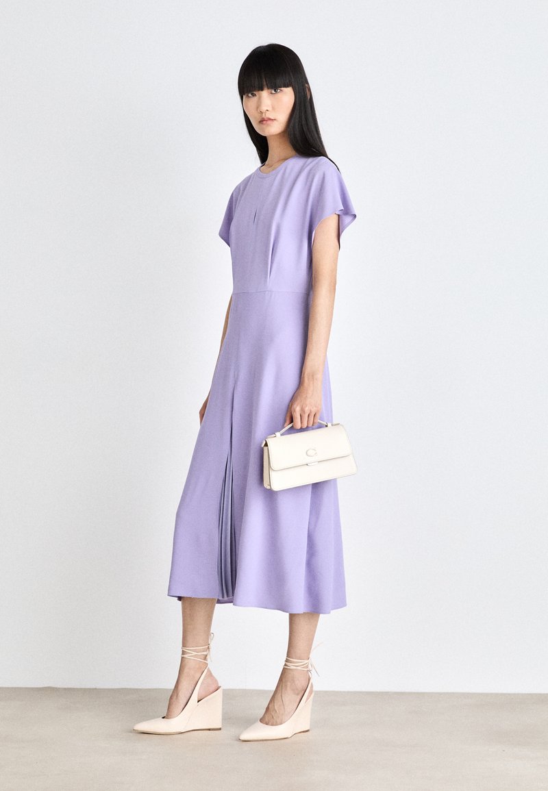 strapless open back dress Medium 60s 70s Vanity Fair Plum Purple Felt Dressing Gown – Flying Apple  Vintage main image 1