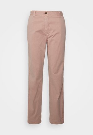 Světle růžové bavlněné kalhoty se střihovou siluetou rovného nohavice, s předním zapínáním na knoflík, poutky na opasek a bočními kapsami. Měkká textura.