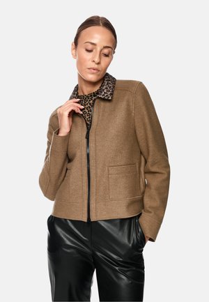 Leichte Jacke - milk coffee