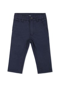 Pantaloni in cotone blu navy con taglio dritto, dotati di chiusura con bottone, passanti per cintura e due tasche frontali. Texture liscia, design semplice.