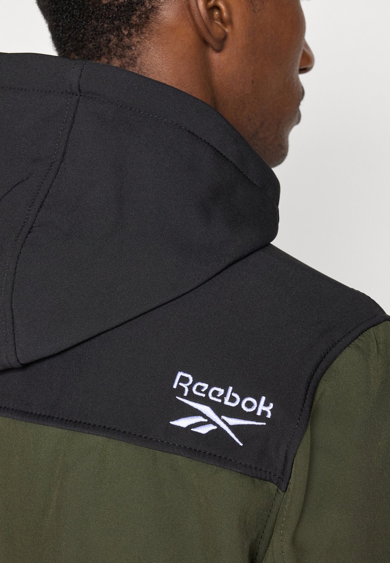 SOFTSHELL LIGHTWEIGHT FULL ZIP
