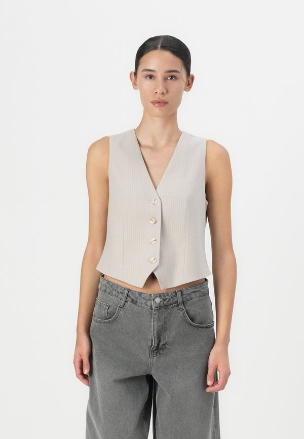 OBJLISA SHORT WAISTCOAT - Waistcoat - sandshell