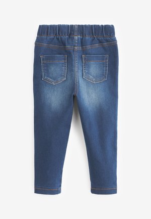 Jeans in denim blu con cintura elastica, due tasche posteriori con lembi angolati e un effetto lavaggio leggermente sbiadito.