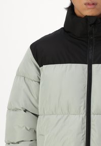 Only & Sons ONSMELVIN LIFE PUFFER JACKET  - Χειμωνιάτικο μπουφάν - wrought iron detailblack