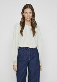 VILA Blouse - snow white