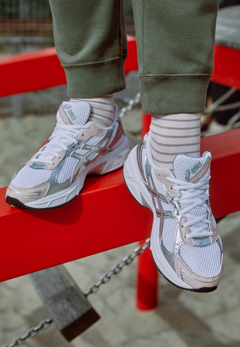asics gel 1130 pure silver