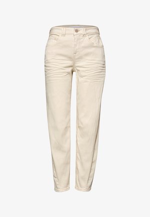 Vaqueros de tiro alto en color crema con pierna recta, bolsillos delanteros, cierre con botón y detalles de costura sutiles.