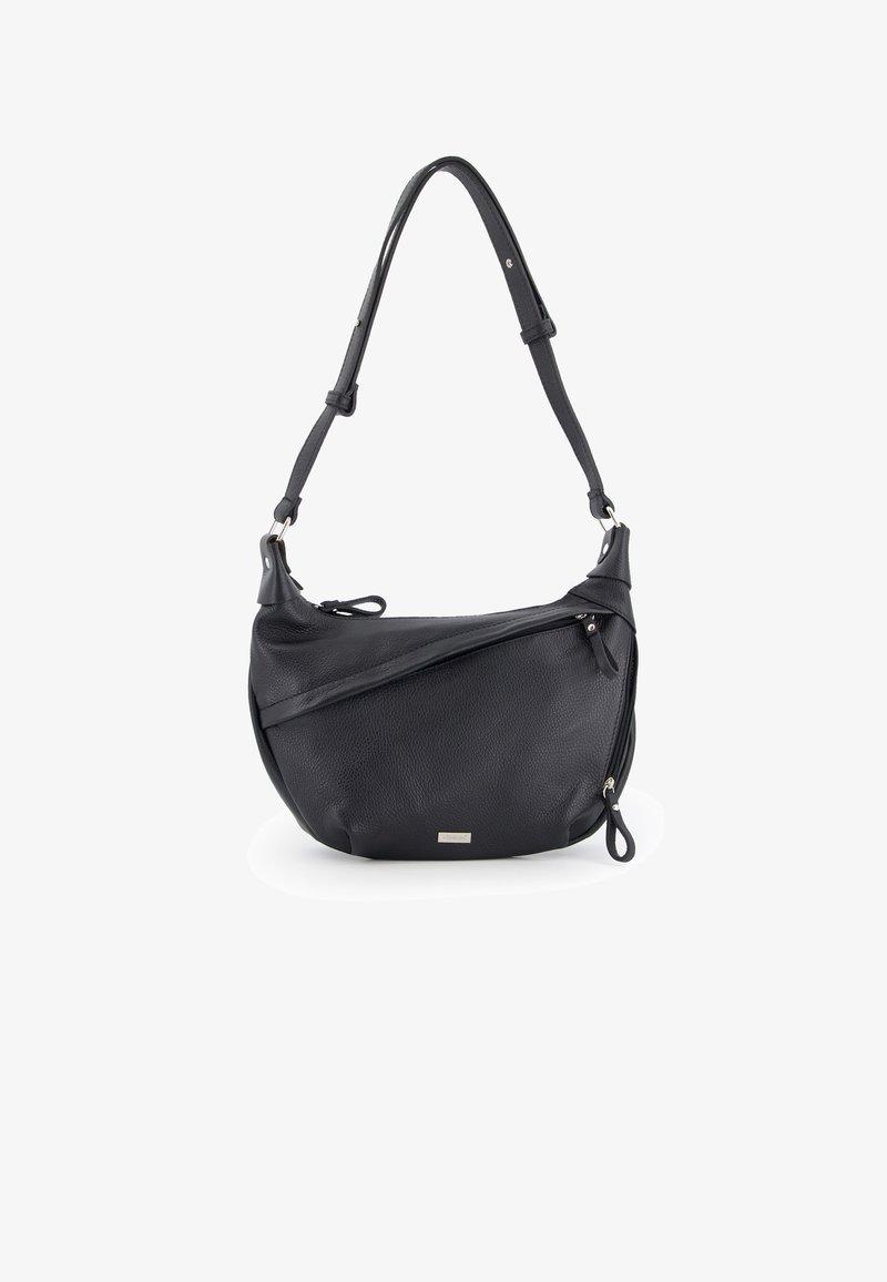 Schwarze Lederschultertasche mit runder Form, strukturierter Oberfläche und diagonaler Außentasche mit Reißverschluss. Inklusive verstellbarem Tragegurt und metallischen Akzenten.