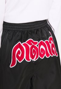 adidas Originals Träningsbyxor - black